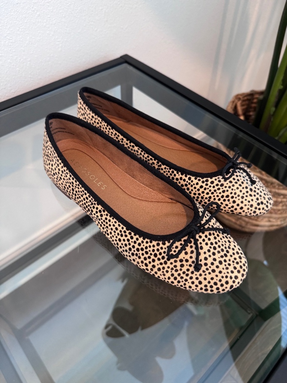 AEROSOLES Women’s Animal Print Calf Hair Ballet Flat Size 7W NWOB